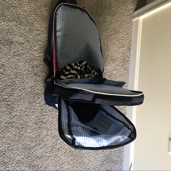Tommy Hilfiger Backpack - Picture 4 of 8